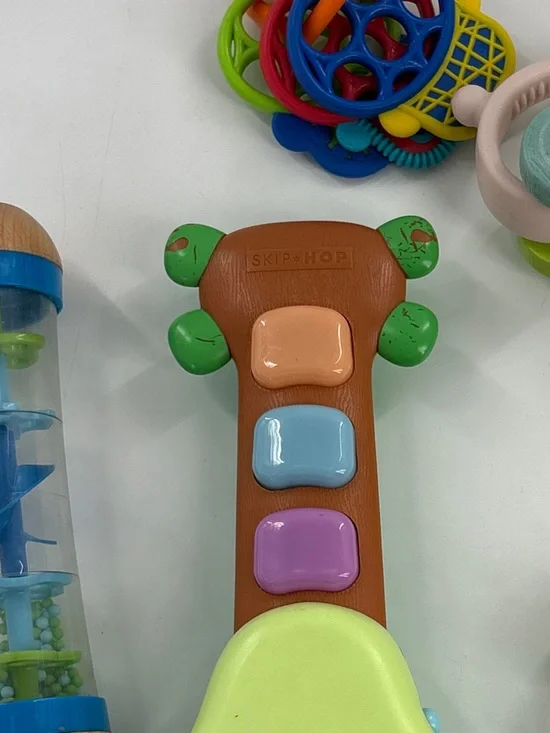 Infant/Toddler/Baby Random Lot Of Baby Toys- Rock-A-Mole Guitar - Picture 2 of 3